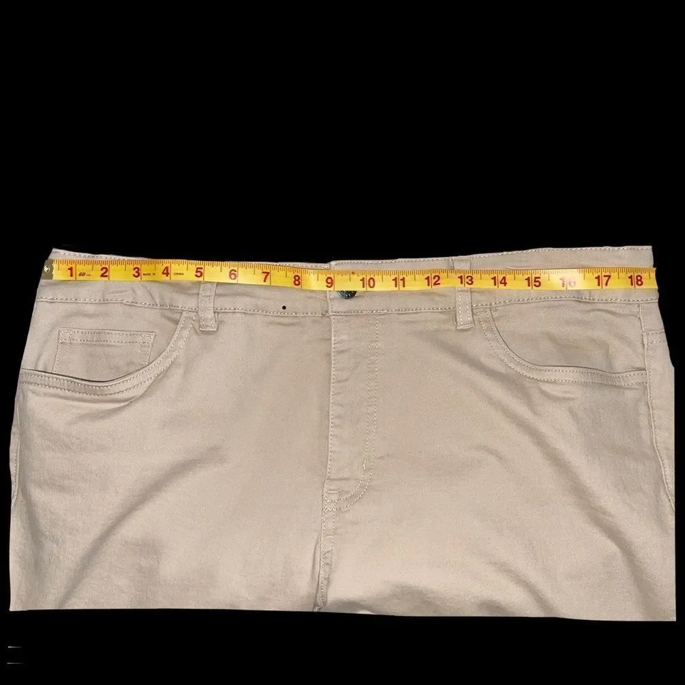 CHAPS Wide-Leg Capris - Picture 2 of 4